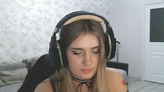 JerrieLoosle online show from 09-28-25, 05:53