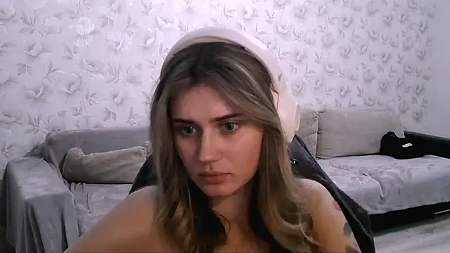 JerrieLoosle online show from 10-05-25, 04:20