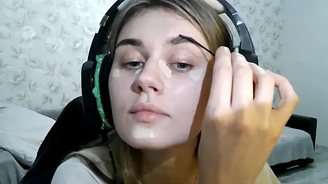 JerrieLoosle online show from 09-29-25, 04:01