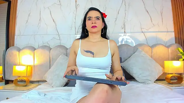 Samantha Fiire online show from 06-01-26, 12:38