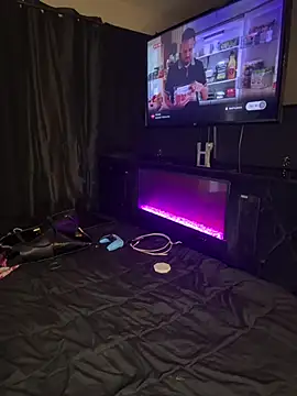 YeahhhitsBreezy online show from 01-13-26, 01:53