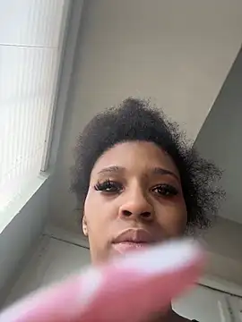 YeahhhitsBreezy online show from 02-11-26, 09:58