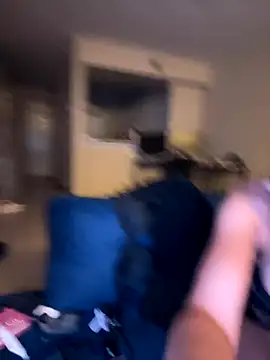 Snapshot of YeahhhitsBreezy chatting on 11-02-25, 01:21 YeahhhitsBreezy online show from 11-02-25, 01:21