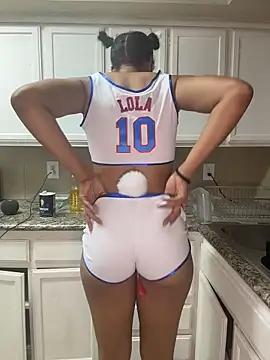 YeahhhitsBreezy online show from 04-03-26, 02:40