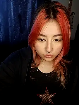 Iluromi online show from 10-19-25, 03:26