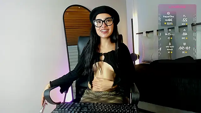 cherry bunnyx online show from 11-15-25, 04:05