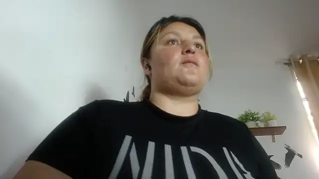 SweetRouse   online show from 12-04-25, 02:38