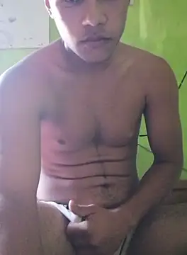 Snapshot of kaland69 chatting on 10-08-25, 02:07 kaland69 online show from 10-08-25, 02:07