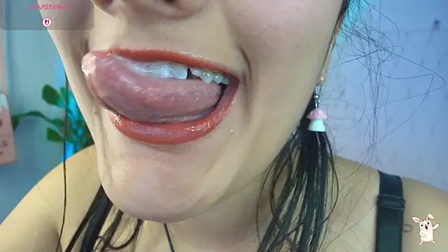 Hinata 21  online show from 10-04-25, 04:52