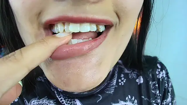 Hinata 21  online show from 03-03-26, 09:00