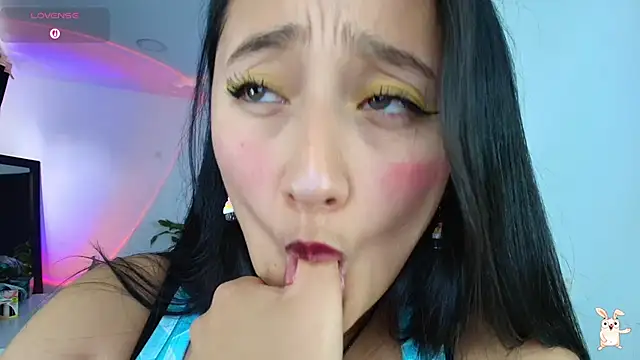 Hinata 21  online show from 12-15-25, 08:47