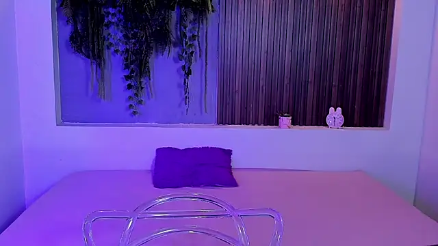 Snapshot of ZaraRosse7 chatting on 10-03-25, 03:41 ZaraRosse7 online show from 10-03-25, 03:41