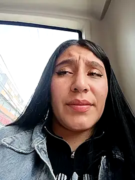 Snapshot of __Antonella chatting on 10-22-25, 03:11 Antonella online show from 10-22-25, 03:11