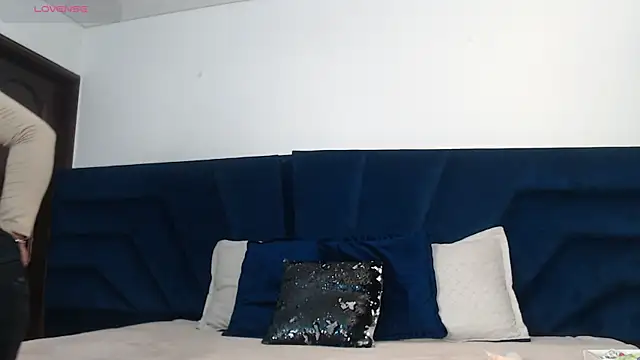 Snapshot of Brigith24 chatting on 11-13-25, 02:37 Brigith24 online show from 11-13-25, 02:37