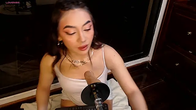 Snapshot of Brigith24 chatting on 11-11-25, 03:12 Brigith24 online show from 11-11-25, 03:12