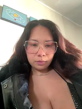 Snapshot of lachinita-32 chatting on 10-09-25, 07:36 lachinita-32 online show from 10-09-25, 07:36