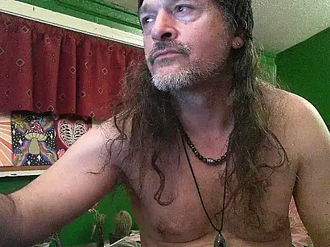 HippieDad333 online show from 05-07-26, 03:33