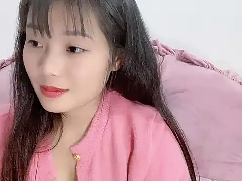 Lie liee online show from 11-18-25, 01:14