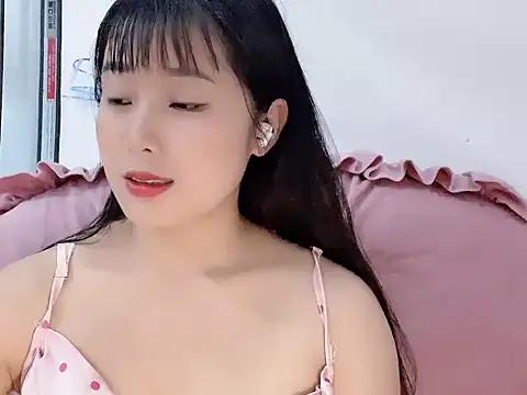 Lie liee online show from 06-26-26, 02:12