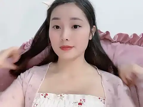 Snapshot of Lie_liee chatting on 03-13-26, 02:00 Lie liee online show from 03-13-26, 02:00