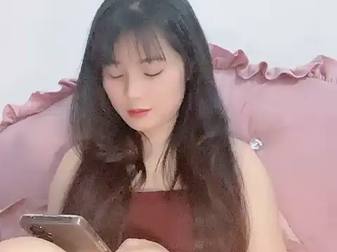 Snapshot of Lie_liee chatting on 04-30-26, 01:51 Lie liee online show from 04-30-26, 01:51