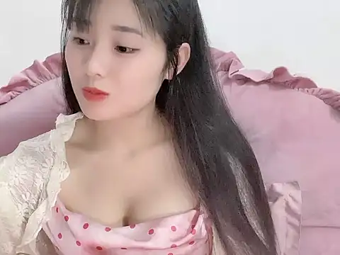 Snapshot of Lie_liee chatting on 03-14-26, 10:27 Lie liee online show from 03-14-26, 10:27