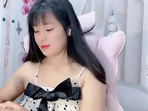 Lie liee online show from 07-16-26, 12:40