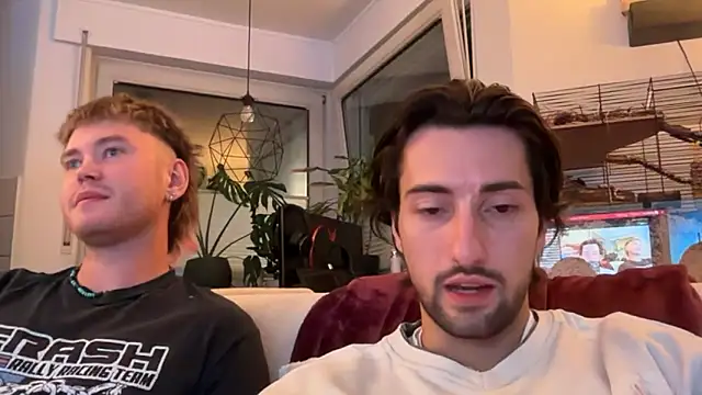 Passion-Frucht online show from 09-23-25, 08:16