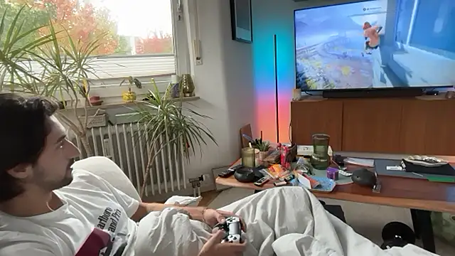 Passion-Frucht online show from 09-30-25, 02:01