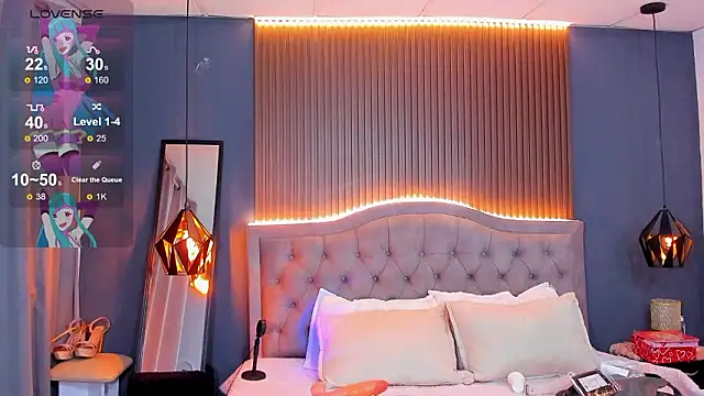 Tiffany  charm  online show from 03-21-26, 03:41