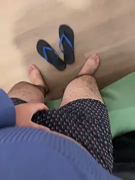 herinhos38 online show from 09-30-25, 08:20