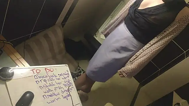 LilithsEve online show from 09-27-25, 02:50