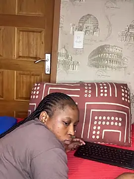 Snapshot of Bellabootie chatting on 04-05-26, 08:43 Bellabootie online show from 04-05-26, 08:43