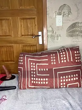 Snapshot of Bellabootie chatting on 04-13-26, 06:06 Bellabootie online show from 04-13-26, 06:06