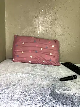 Snapshot of Bellabootie chatting on 03-08-26, 07:33 Bellabootie online show from 03-08-26, 07:33