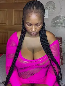 Snapshot of Bellabootie chatting on 04-10-26, 08:27 Bellabootie online show from 04-10-26, 08:27