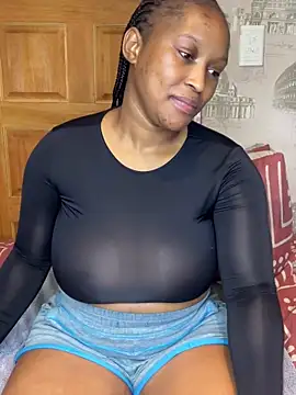 Snapshot of Bellabootie chatting on 04-17-26, 09:45 Bellabootie online show from 04-17-26, 09:45