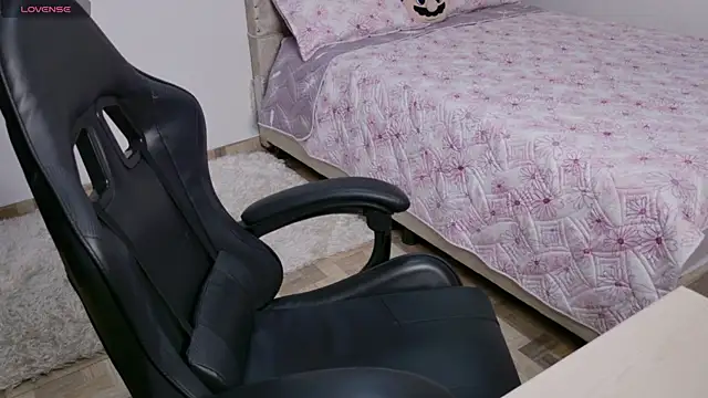 CattleyaAngel online show from 05-06-26, 11:53