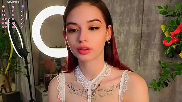 LunaraRada online show from 02-03-26, 07:19