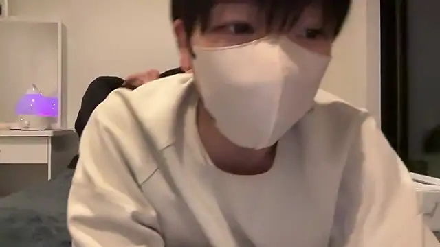 Snapshot of tora3220 chatting on 02-05-26, 11:39 tora3220 online show from 02-05-26, 11:39