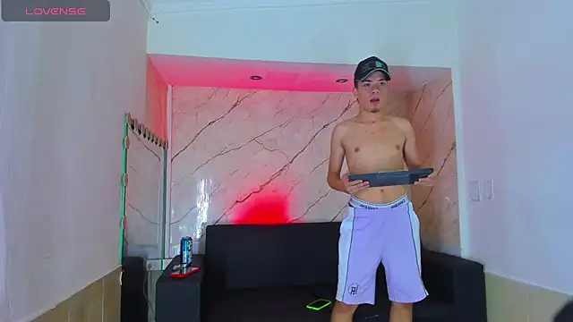 liam coleman25 online show from 11-07-25, 04:17