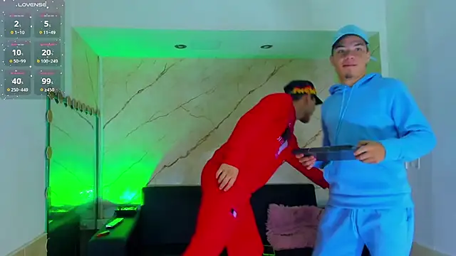 liam coleman25 online show from 11-13-25, 05:11