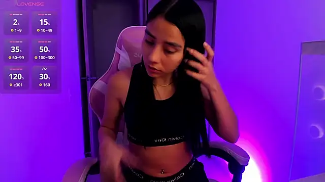 Snapshot of ISABELFORYOU1 chatting on 02-13-26, 02:55 ISABELFORYOU1 online show from 02-13-26, 02:55