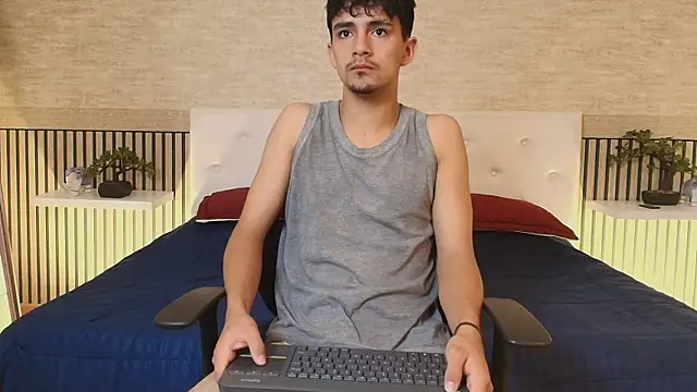 Snapshot of Axel_Draven chatting on 07-09-26, 11:42 Axel Draven online show from 07-09-26, 11:42