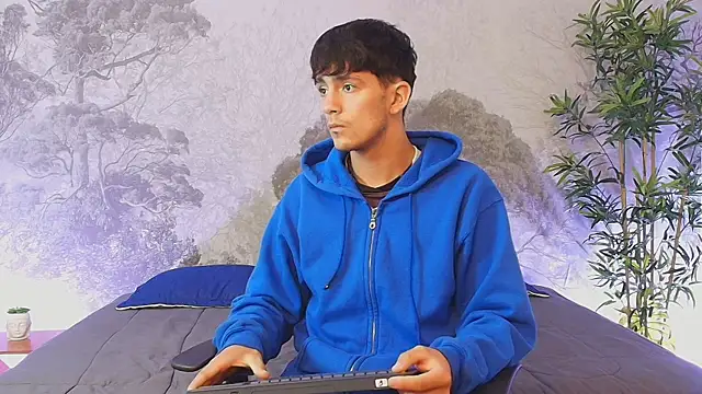 Axel Draven online show from 12-19-25, 11:34