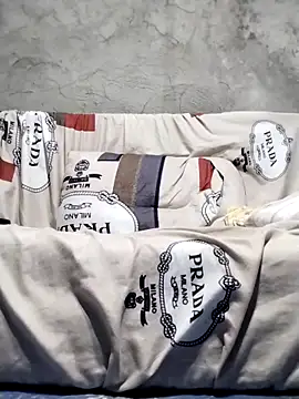 Snapshot of Ella_marie14 chatting on 02-09-26, 06:22 Ella marie14 online show from 02-09-26, 06:22