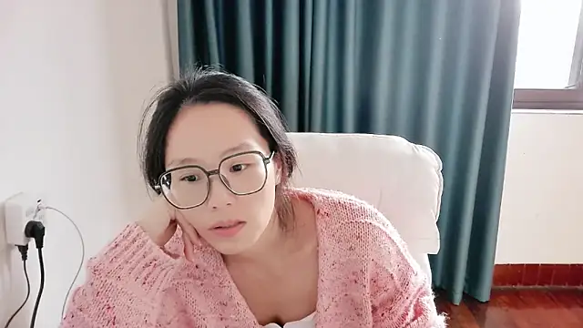 guai00 online show from 10-25-25, 02:44