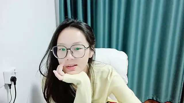 guai00 online show from 10-25-25, 02:50