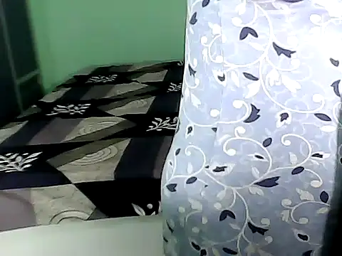 BABITA KUMARII online show from 10-17-25, 08:28