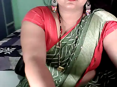 BABITA KUMARII online show from 10-17-25, 08:32